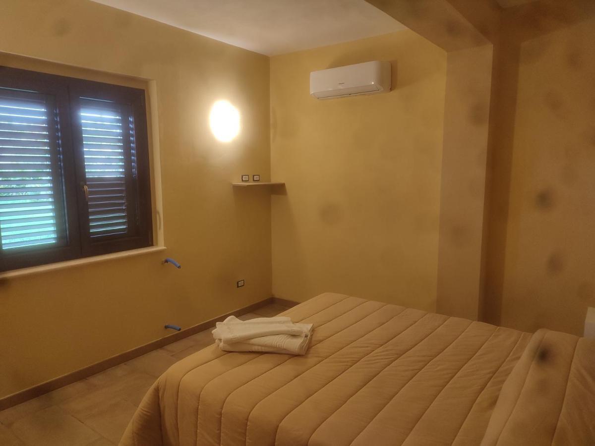 Appartament Noemi Διαμέρισμα Ricadi Εξωτερικό φωτογραφία
